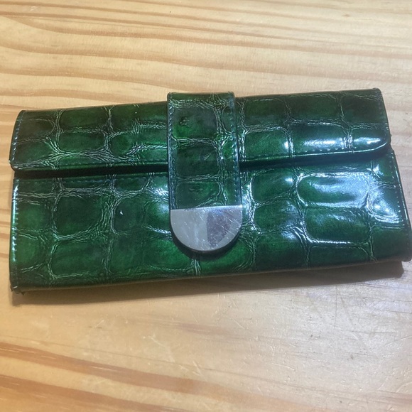 ❤️ (3/$15) Faux Croc Skin Wallet - Picture 1 of 6